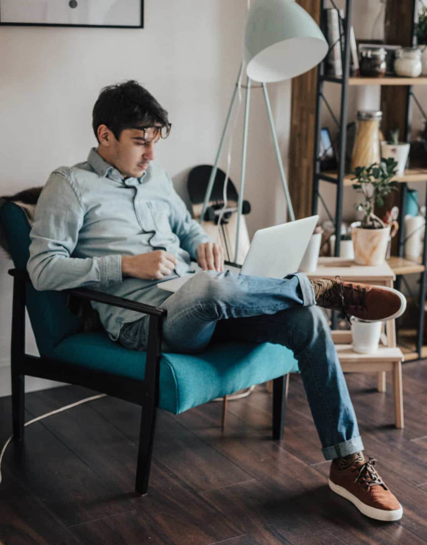 millennial-laptop-home millennial-laptop-home