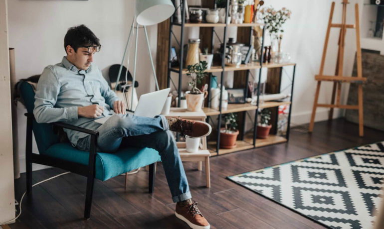 millennial-laptop-home millennial-laptop-home
